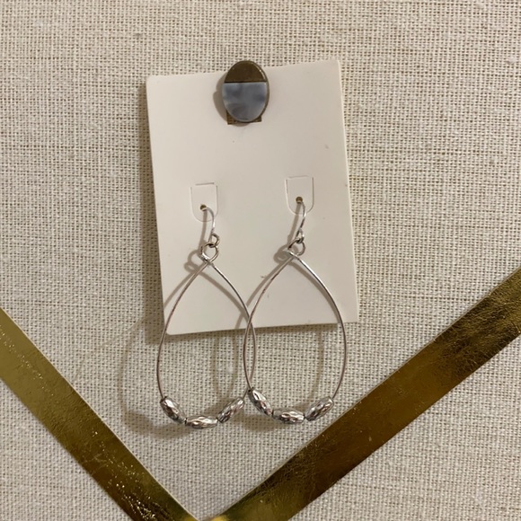 Jewelry - Silver Dangle Earrings